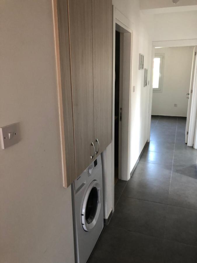 Reflex Apartment Spacious And Comfortable Nikosia Exterior foto